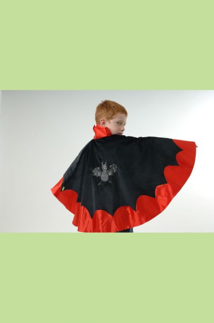 Lovely Lea Karneval Halloween Cape VAMPIR