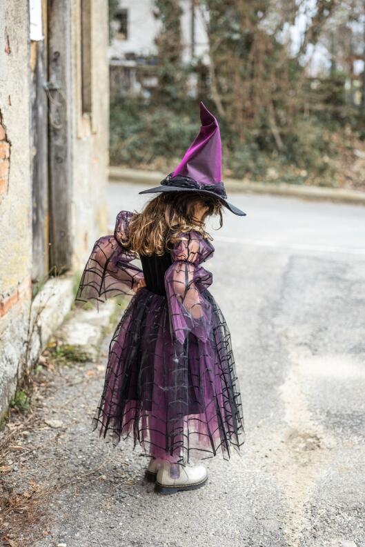 Karneval Halloween Mädchen Kostüm Hexe Amethyst